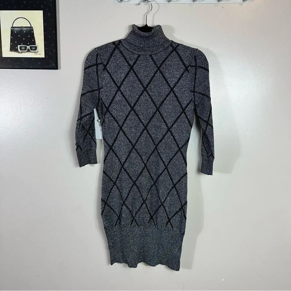 VENUS Gray and Black Long Sleeve Sweater Dress